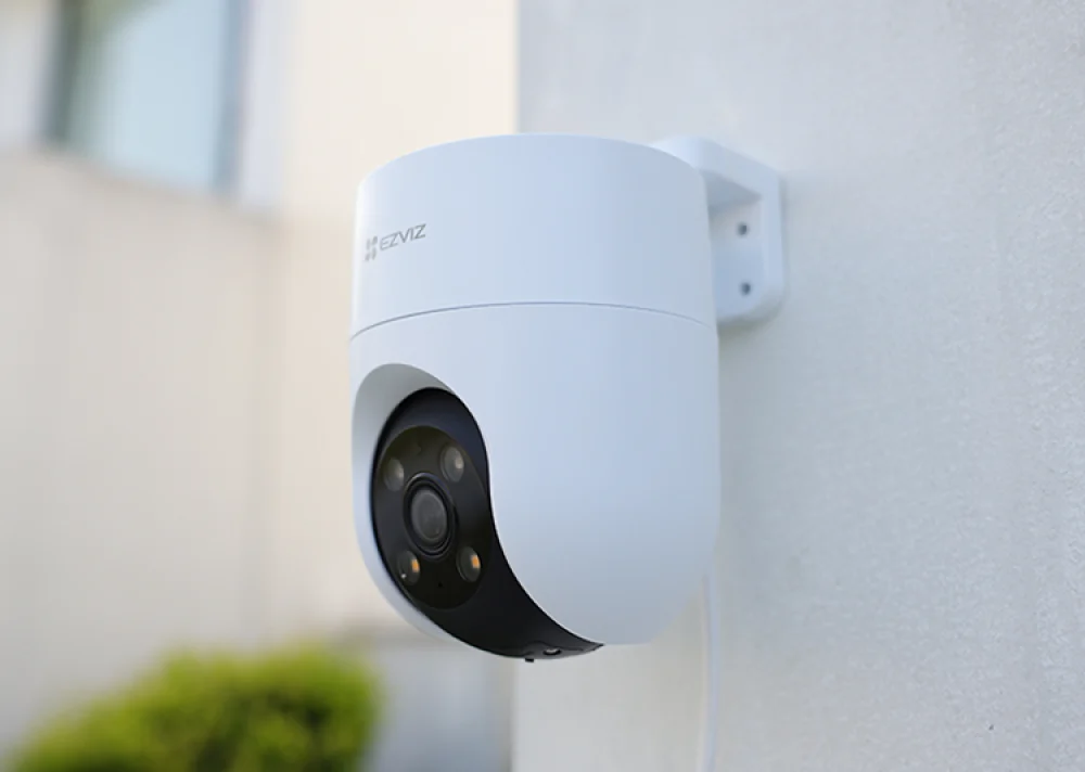 كاميرا مراقبة خارجية ذكية متحركة واى فاى EZVIZ CS-H8c (5MP)